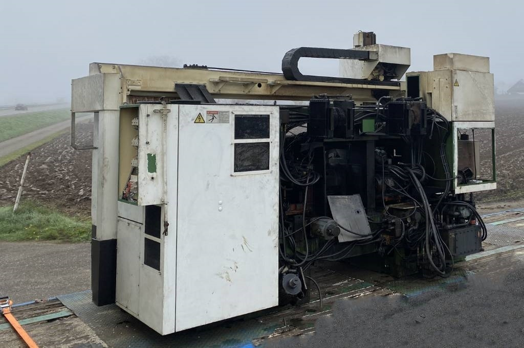 Mazak / Yamazaki FLEX-GL 200N-MLTPLX 630 1er Main - الآلات والماكينات الزراعية: صور 4 Mazak / Yamazaki FLEX-GL 200N-MLTPLX 630 1er Main - الآلات والماكينات الزراعية: صور 4