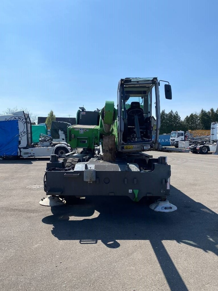 Sennebogen 643 M Tiers4F / 1er Main /Certificat CE endommagé - رافعة لجميع التضاريس: صور 3 Sennebogen 643 M Tiers4F / 1er Main /Certificat CE endommagé - رافعة لجميع التضاريس: صور 3