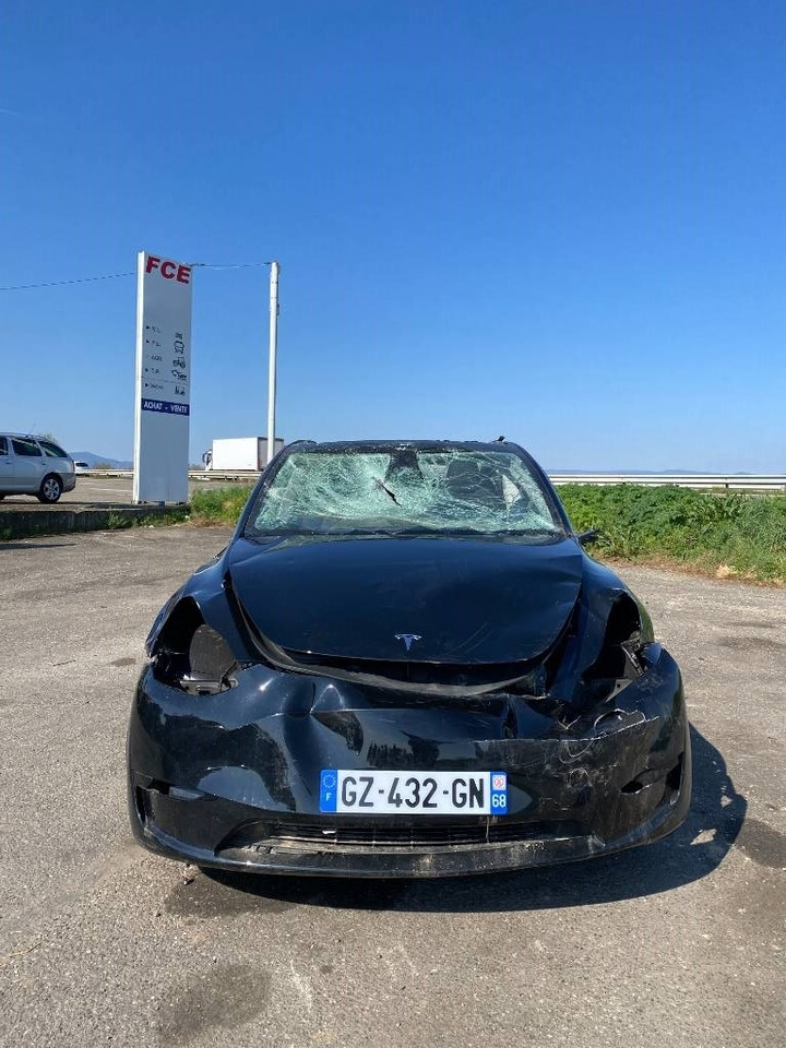 Tesla Model Y RWD/Origine Française endommagée - سيارة: صور 2 Tesla Model Y RWD/Origine Française endommagée - سيارة: صور 2