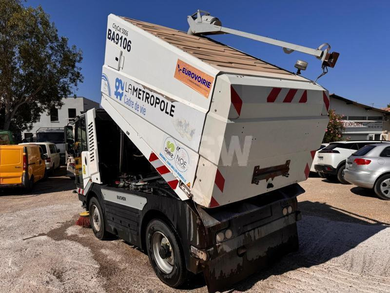 Bucher Schoerling CITYCAT 5006 - سياره كنس شوارع: صور 5 Bucher Schoerling CITYCAT 5006 - سياره كنس شوارع: صور 5