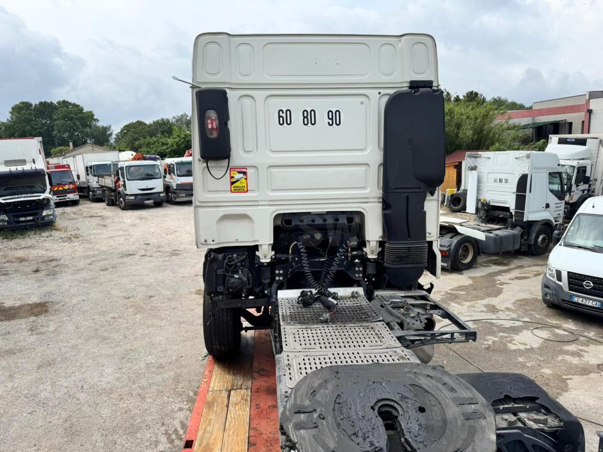 DAF XF 460 - شاحنة جرار: صور 4 DAF XF 460 - شاحنة جرار: صور 4