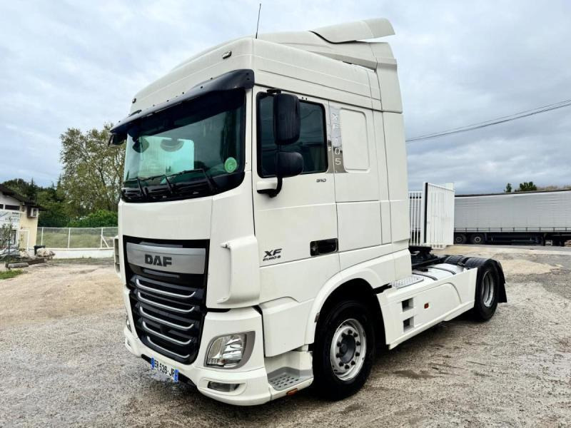 DAF XF 510 - شاحنة جرار: صور 1 DAF XF 510 - شاحنة جرار: صور 1