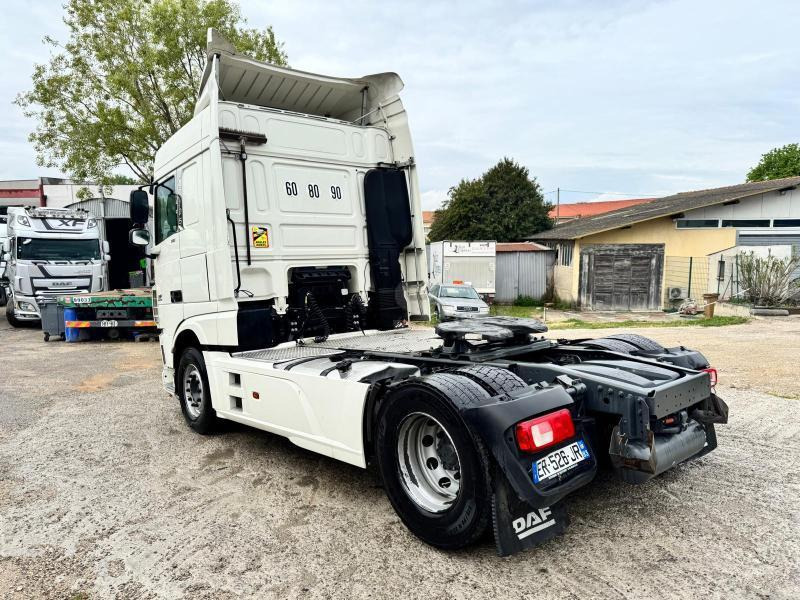 DAF XF 510 - شاحنة جرار: صور 4 DAF XF 510 - شاحنة جرار: صور 4