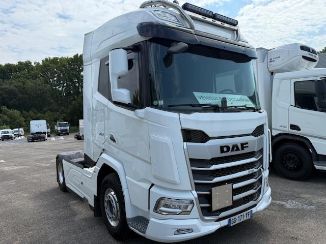 DAF XF 530 - شاحنة جرار: صور 1 DAF XF 530 - شاحنة جرار: صور 1