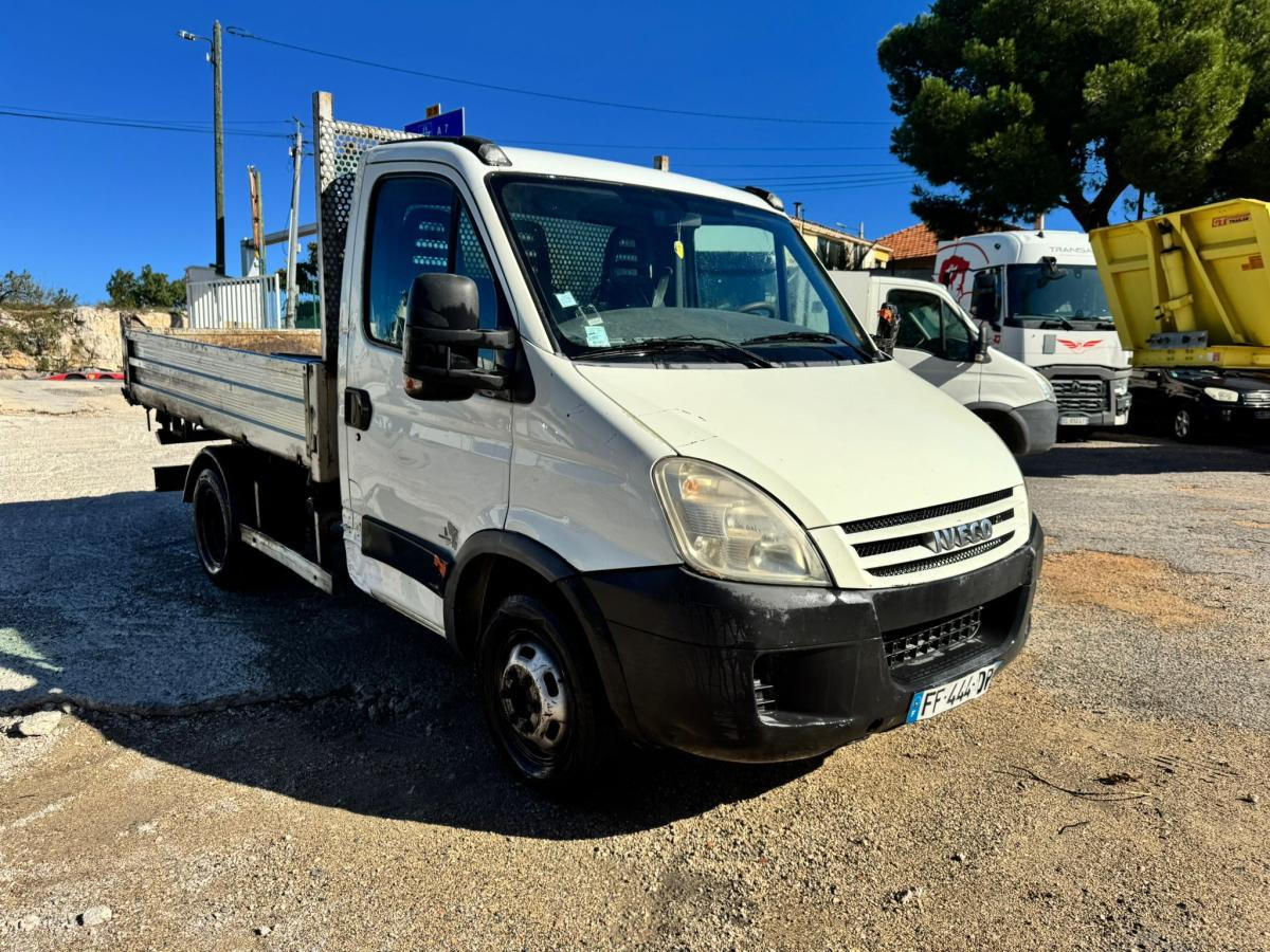 Iveco Daily 35C15 - قلاب صغير: صور 5 Iveco Daily 35C15 - قلاب صغير: صور 5