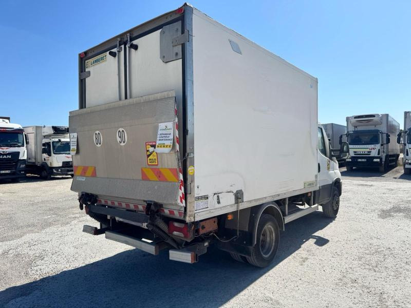 Iveco Daily 65-180 - الشاحنات الصغيرة صندوق مغلق: صور 4 Iveco Daily 65-180 - الشاحنات الصغيرة صندوق مغلق: صور 4