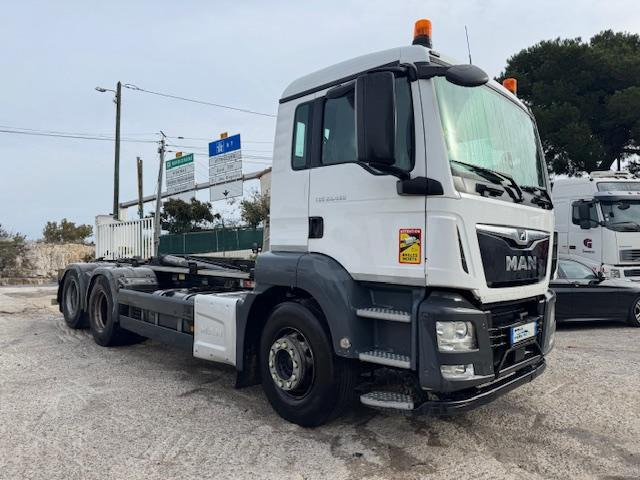 MAN TGS 28.460 AMPIROLL - شاحنة ذات الخطاف: صور 2 MAN TGS 28.460 AMPIROLL - شاحنة ذات الخطاف: صور 2