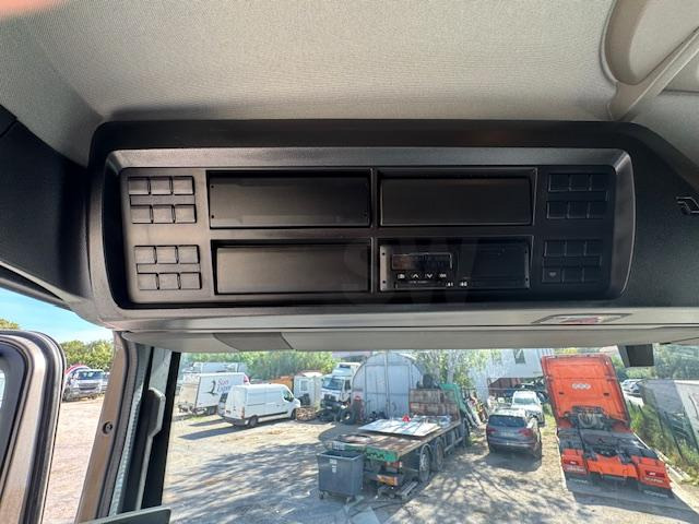 MAN TGX 18-520 ADR 2 - شاحنة جرار: صور 5 MAN TGX 18-520 ADR 2 - شاحنة جرار: صور 5