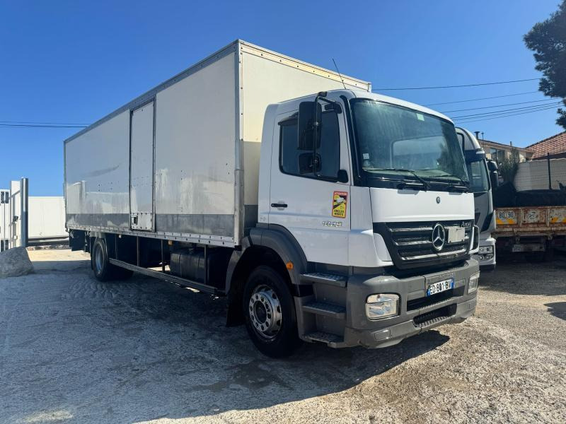 Mercedes Axor 1828 - بصندوق مغلق شاحنة: صور 3 Mercedes Axor 1828 - بصندوق مغلق شاحنة: صور 3