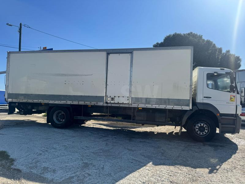 Mercedes Axor 1828 - بصندوق مغلق شاحنة: صور 5 Mercedes Axor 1828 - بصندوق مغلق شاحنة: صور 5