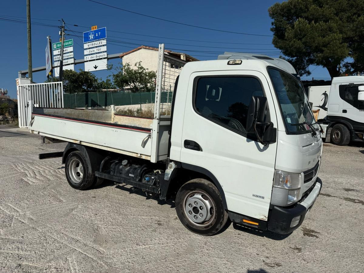 Mitsubishi Fuso Canter 3C15 - قلاب صغير: صور 3 Mitsubishi Fuso Canter 3C15 - قلاب صغير: صور 3