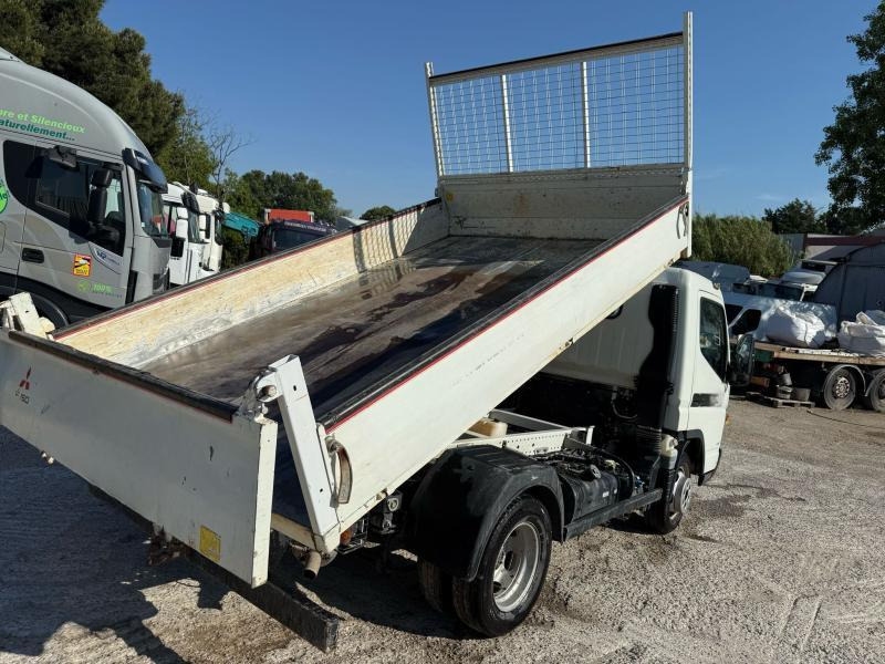 Mitsubishi Fuso Canter 3C15 - قلاب صغير: صور 4 Mitsubishi Fuso Canter 3C15 - قلاب صغير: صور 4