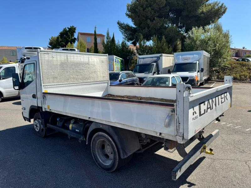 Mitsubishi Fuso Canter 3C15 - قلاب صغير: صور 4 Mitsubishi Fuso Canter 3C15 - قلاب صغير: صور 4