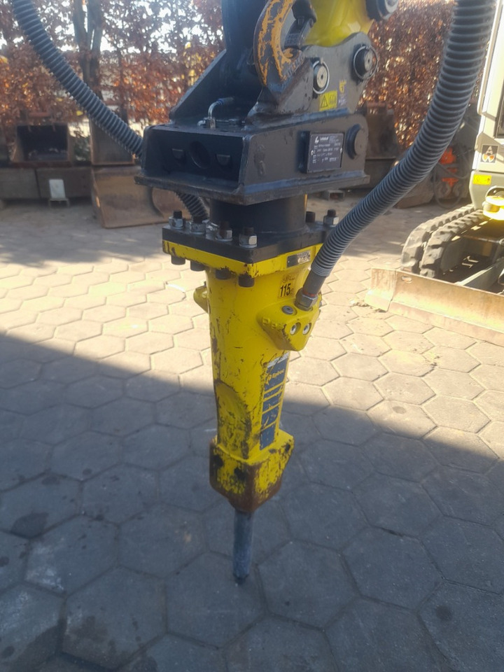 Atlas Copco SB102 - مطرقة هيدروليكية: صور 2 Atlas Copco SB102 - مطرقة هيدروليكية: صور 2