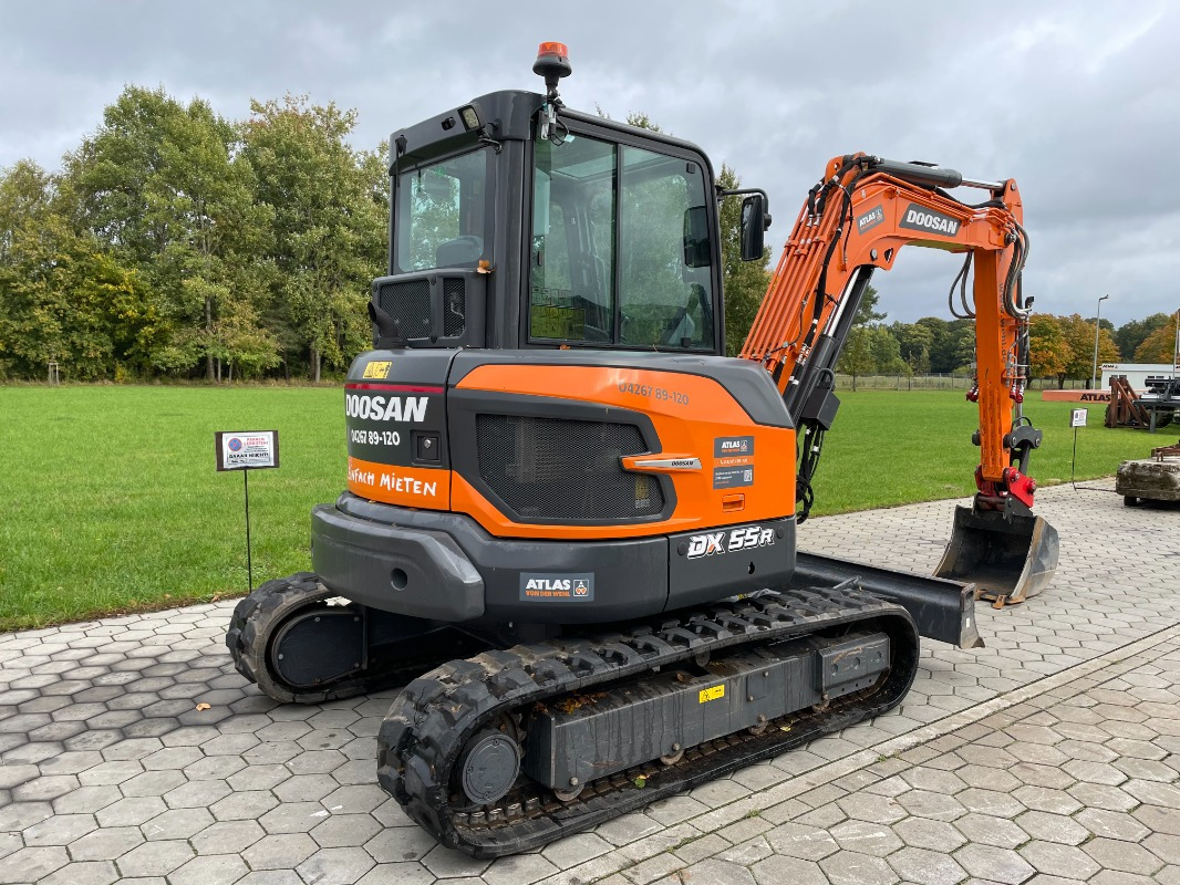 Doosan DX55R-7 - حفارة مصغرة: صور 2 Doosan DX55R-7 - حفارة مصغرة: صور 2