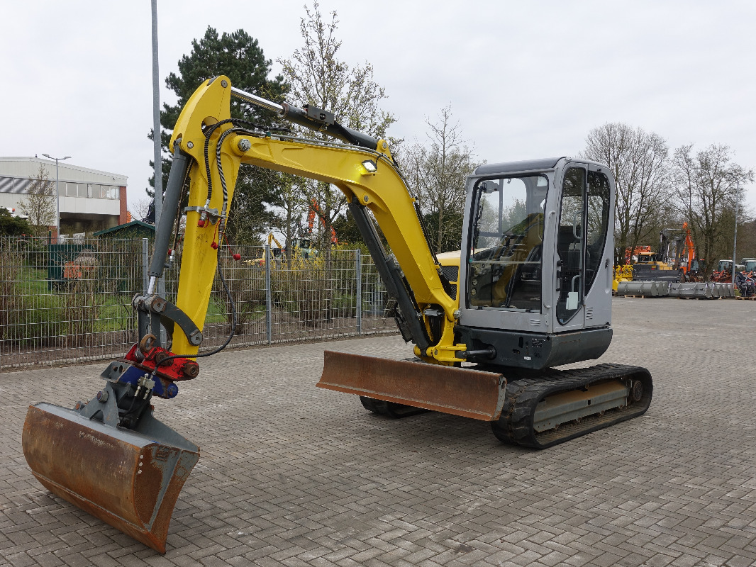 Neuson EZ53 - حفارة مصغرة: صور 1 Neuson EZ53 - حفارة مصغرة: صور 1