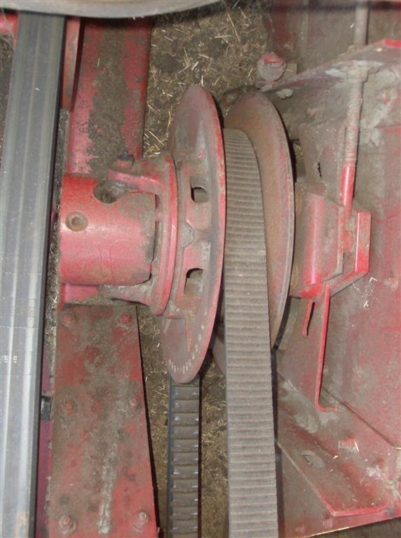 حصادة شاملة Case IH 1680 E 22 fod skærebord og ekstra bredde hjul: صور 17