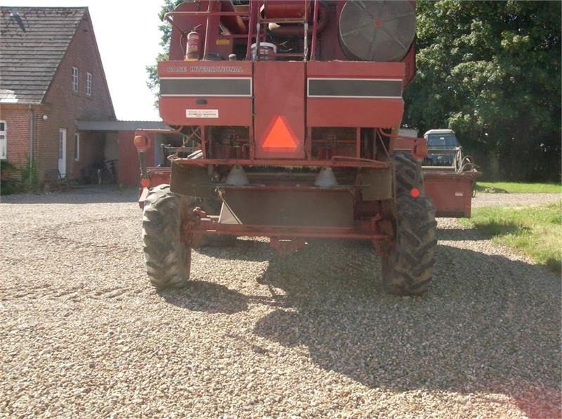 حصادة شاملة Case IH 1680 E 22 fod skærebord og ekstra bredde hjul: صور 7