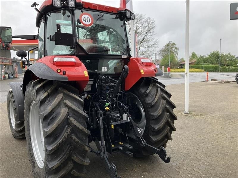 Case IH Farmall 100C - جرار: صور 3 Case IH Farmall 100C - جرار: صور 3