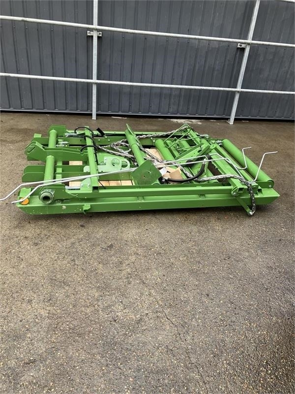 Krone 4X4 Ballesliske - مكبس البالات المستطيله: صور 2 Krone 4X4 Ballesliske - مكبس البالات المستطيله: صور 2