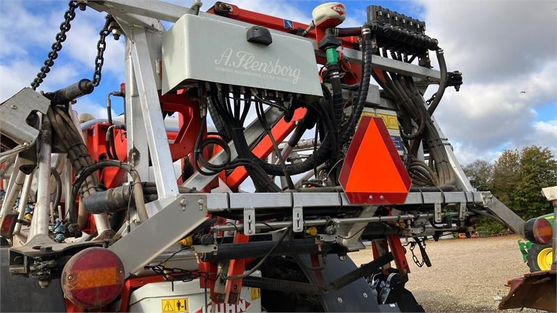 Kuhn OCEANIS 7700 L 30M - آلة الرش المقطورة: صور 4 Kuhn OCEANIS 7700 L 30M - آلة الرش المقطورة: صور 4