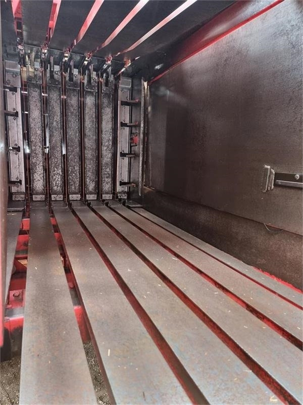 Massey Ferguson >190 bigpallepresser Parkland Ballevogn - مكبس البالات المستطيله: صور 3 Massey Ferguson >190 bigpallepresser Parkland Ballevogn - مكبس البالات المستطيله: صور 3