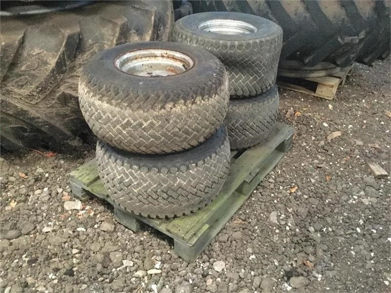 Trelleborg 26x12.00-12 Komplette hjul - عجلات - الآلات والماكينات الزراعية: صور 1 Trelleborg 26x12.00-12 Komplette hjul - عجلات - الآلات والماكينات الزراعية: صور 1