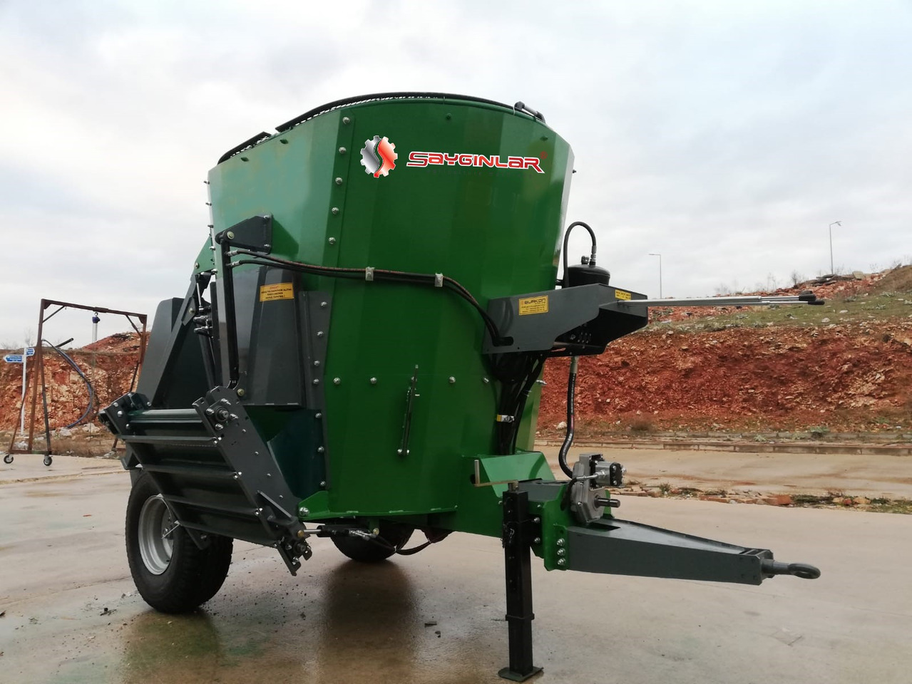 المعدات لتربية الماشية جديد SAYGINLAR vertical feed mixer wagon: صور 7