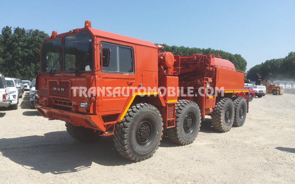 Man KAT 1 8x8 12.7L TURBO DIESEL GRUE 7 tonnes ATLAS KM4300 M5 + CITERNE CARBURANT mobile 3.500 litres - EXPORT OUT EU - شاحنة صهريج, شاحنة كرين: صور 1 Man KAT 1 8x8 12.7L TURBO DIESEL GRUE 7 tonnes ATLAS KM4300 M5 + CITERNE CARBURANT mobile 3.500 litres - EXPORT OUT EU - شاحنة صهريج, شاحنة كرين: صور 1