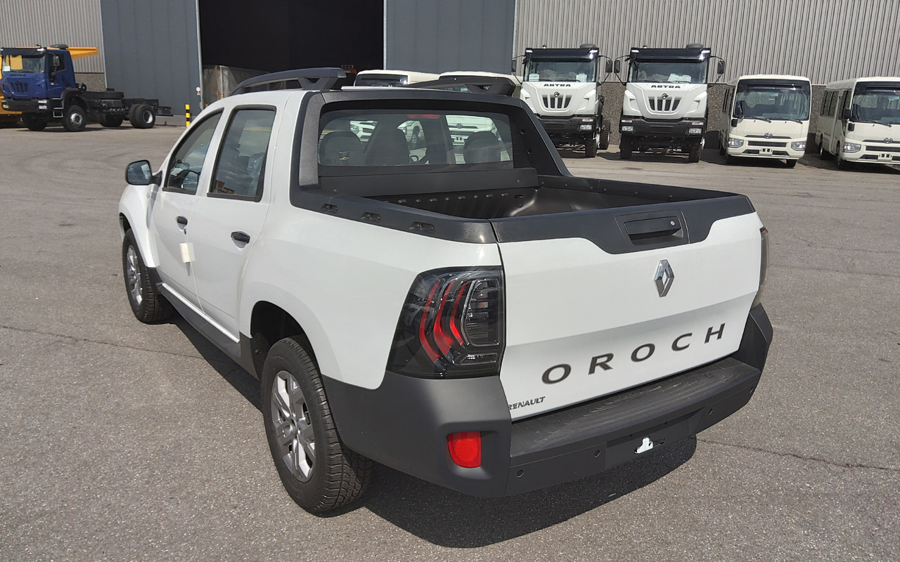 Renault Oroch Pick-up 4x2 1.6L Petrol Manual new model - شاحنة البيك أب: صور 4 Renault Oroch Pick-up 4x2 1.6L Petrol Manual new model - شاحنة البيك أب: صور 4