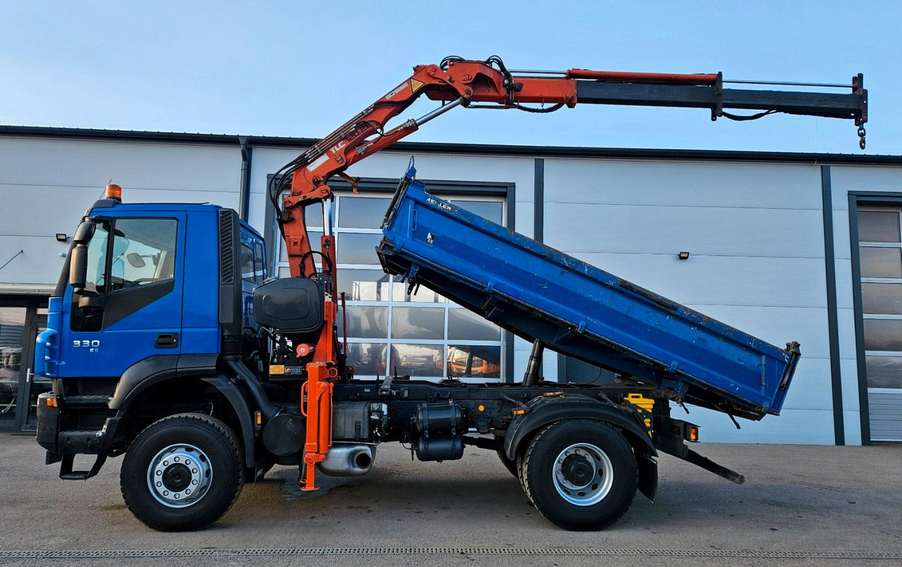 Iveco Trakker 190T33 4x4 Euro5 Kran Atlas 120.2E Funk - قلابات, شاحنة كرين: صور 4 Iveco Trakker 190T33 4x4 Euro5 Kran Atlas 120.2E Funk - قلابات, شاحنة كرين: صور 4