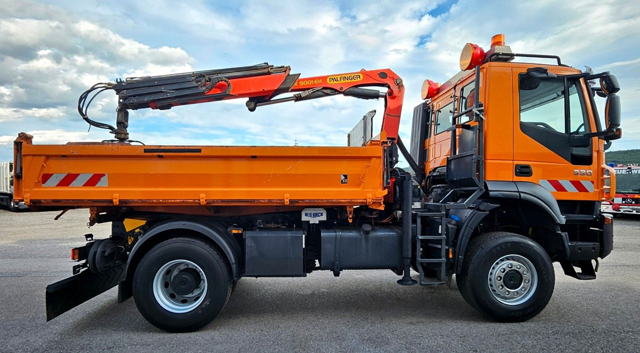 Iveco Trakker 190T33 4x4 Euro5 Kran Palfinger Funk - قلابات, شاحنة كرين: صور 2 Iveco Trakker 190T33 4x4 Euro5 Kran Palfinger Funk - قلابات, شاحنة كرين: صور 2