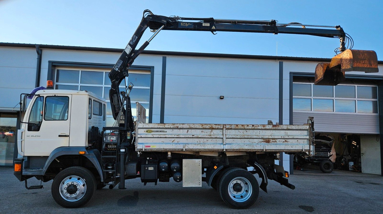 MAN LE 14.250 4x4 HIAB 077BS-2 Kran Greifer - قلابات, شاحنة كرين: صور 2 MAN LE 14.250 4x4 HIAB 077BS-2 Kran Greifer - قلابات, شاحنة كرين: صور 2
