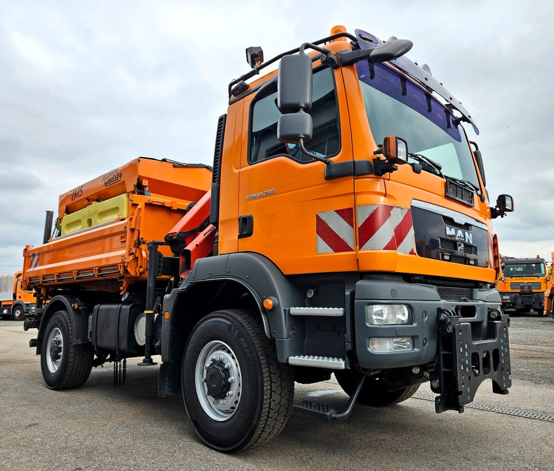 MAN TGM 18.290 4x4 Palfinger PK7001 Kran Funk Euro5 - قلابات, شاحنة كرين: صور 1 MAN TGM 18.290 4x4 Palfinger PK7001 Kran Funk Euro5 - قلابات, شاحنة كرين: صور 1