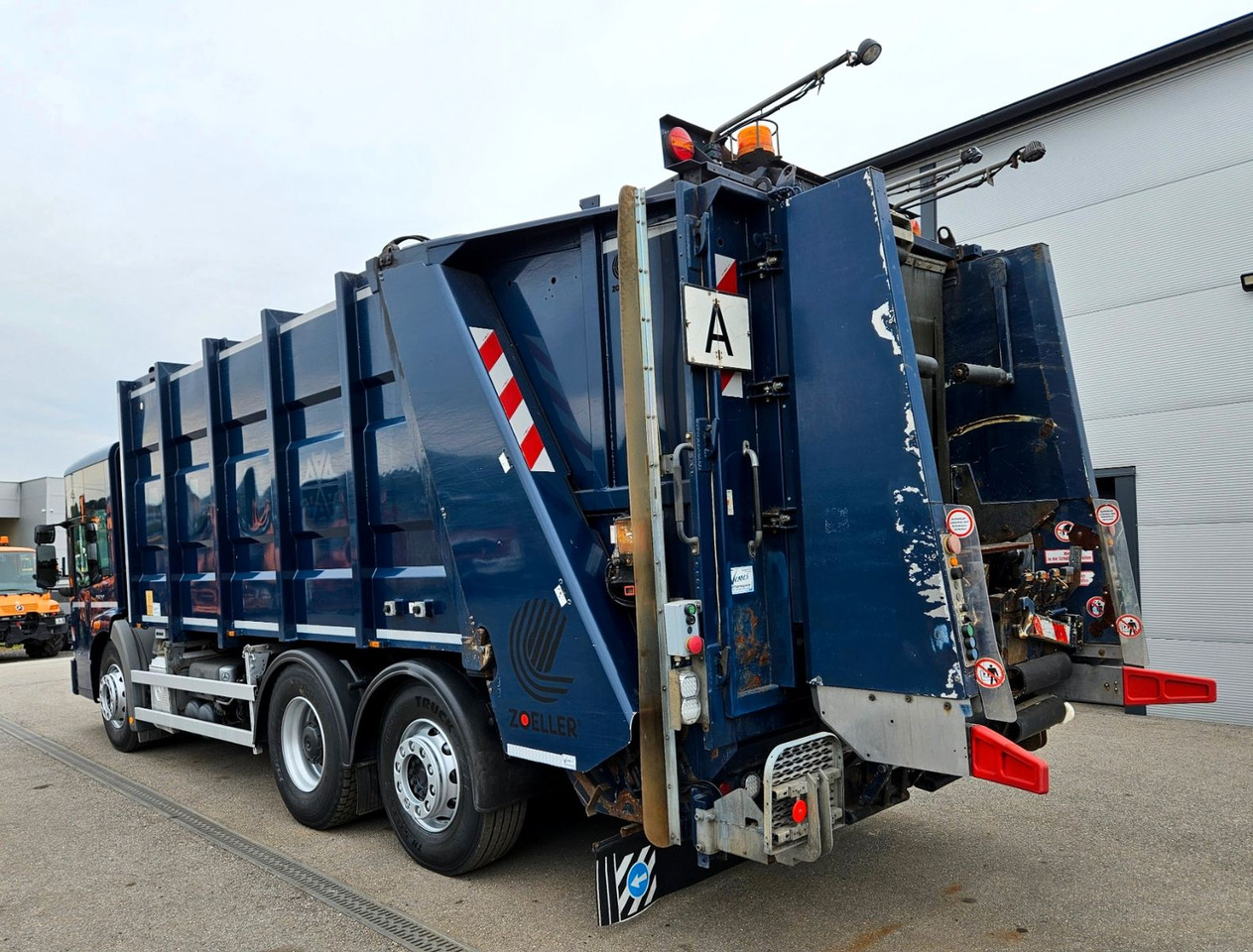 Mercedes-Benz Econic 2629 Zoeller Medium XL-S Variopress EEV - شاحنة القمامة: صور 3 Mercedes-Benz Econic 2629 Zoeller Medium XL-S Variopress EEV - شاحنة القمامة: صور 3