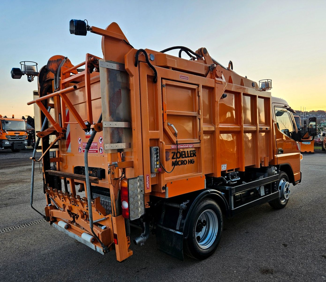 Mitsubishi Fuso Canter 6S15 Zoeller Micro Müllpresse - شاحنة القمامة: صور 4 Mitsubishi Fuso Canter 6S15 Zoeller Micro Müllpresse - شاحنة القمامة: صور 4