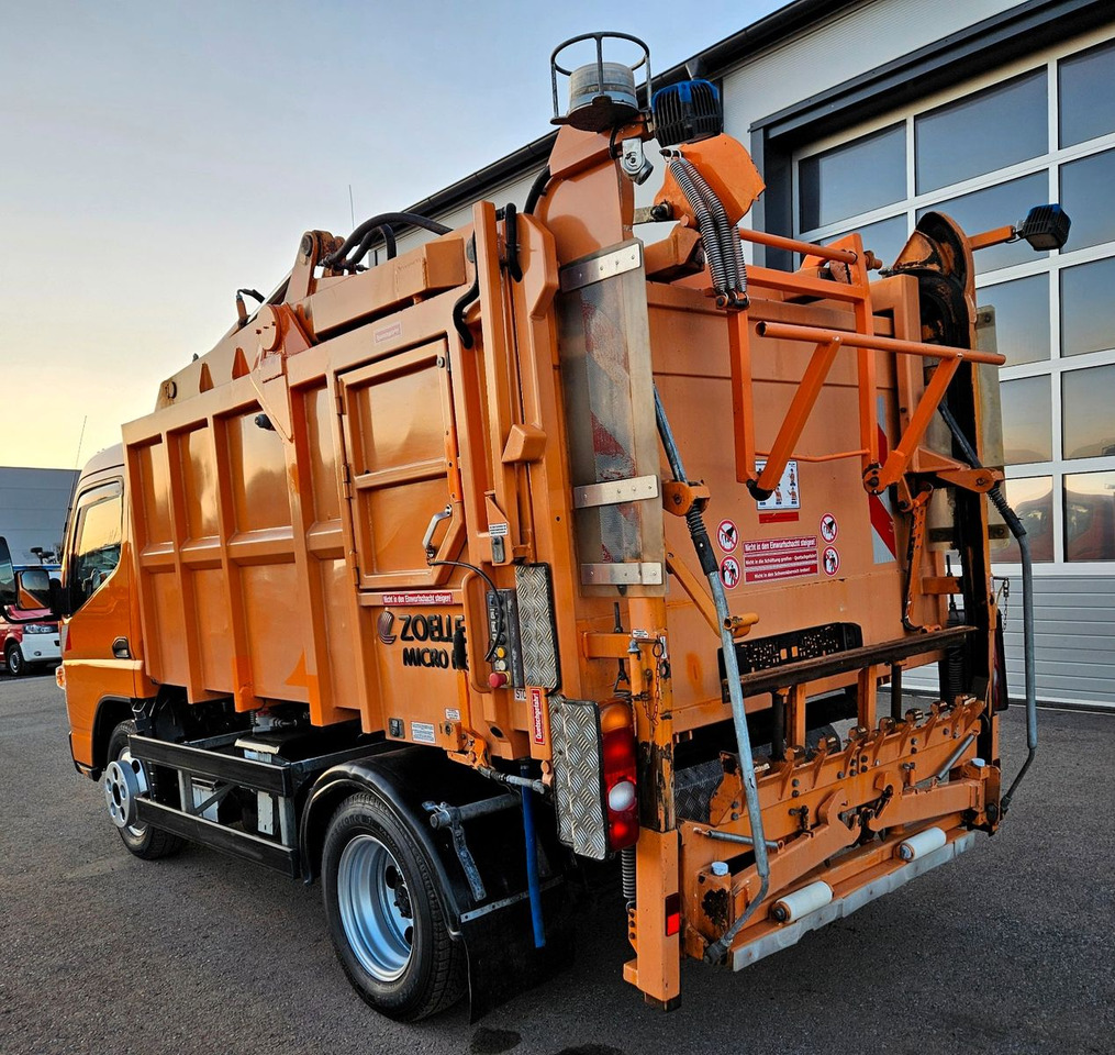 Mitsubishi Fuso Canter 6S15 Zoeller Micro Müllpresse - شاحنة القمامة: صور 3 Mitsubishi Fuso Canter 6S15 Zoeller Micro Müllpresse - شاحنة القمامة: صور 3
