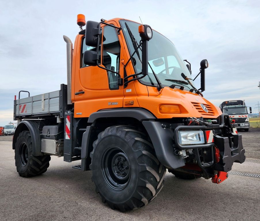Unimog U300 Agrar Euro5 Hydrostat Variopilot Unimog U300 Agrar Euro5 Hydrostat Variopilot - قلابات: صور 5 Unimog U300 Agrar Euro5 Hydrostat Variopilot Unimog U300 Agrar Euro5 Hydrostat Variopilot - قلابات: صور 5