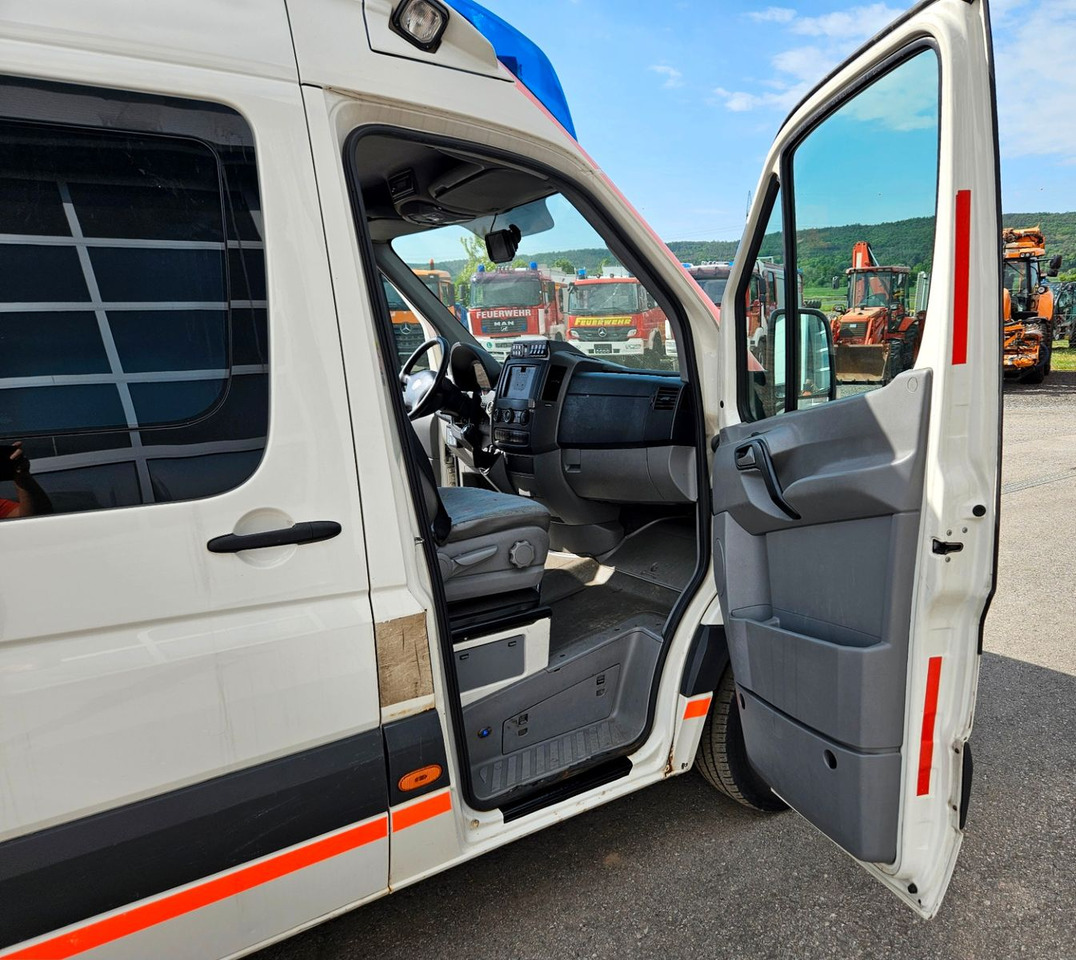 سيارة إسعاف Volkswagen CRAFTER TDI Ambulance RTW L2H2 DLOUHY: صور 14