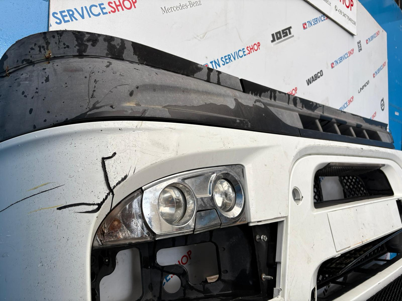 Paraurti Anteriore Iveco 5801258838 - كأس مترعة - شاحنة: صور 4 Paraurti Anteriore Iveco 5801258838 - كأس مترعة - شاحنة: صور 4