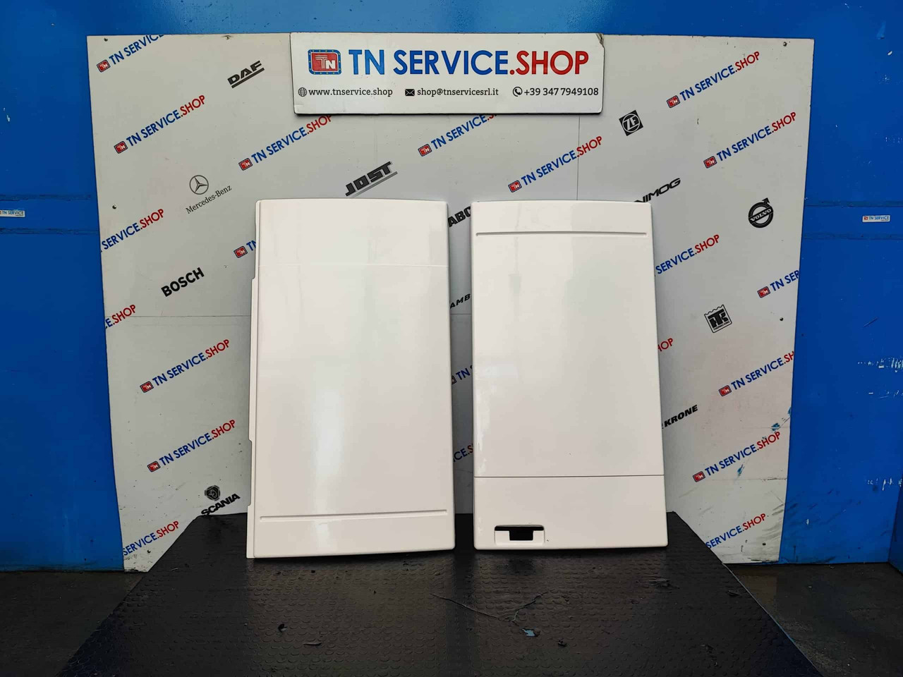 Porte motore frigo Carrier Vector 1550 nuove - قطع الغيار - ثلاجة: صور 5 Porte motore frigo Carrier Vector 1550 nuove - قطع الغيار - ثلاجة: صور 5