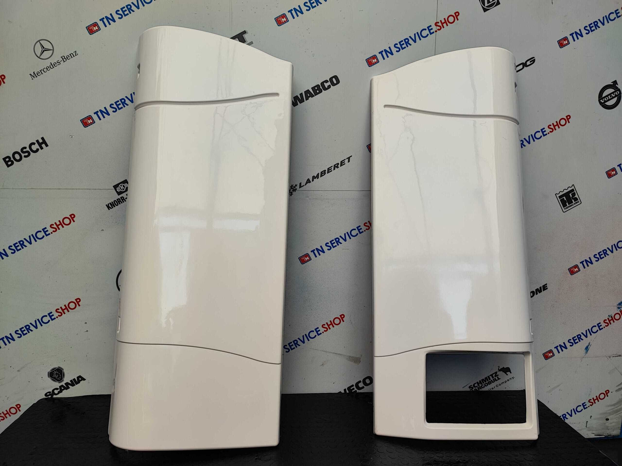 Porte motore frigo Carrier Vector 1550 nuove - قطع الغيار - ثلاجة: صور 4 Porte motore frigo Carrier Vector 1550 nuove - قطع الغيار - ثلاجة: صور 4