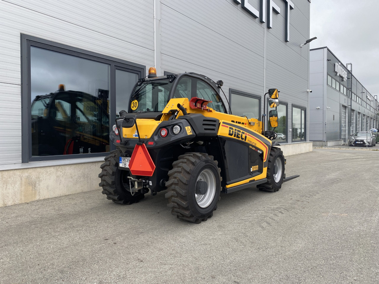 Dieci Mini Agri 20.4 SMART 37 kW - رافعة تلسكوبية: صور 4 Dieci Mini Agri 20.4 SMART 37 kW - رافعة تلسكوبية: صور 4