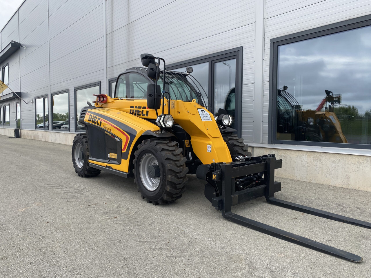 Dieci Mini Agri 20.4 SMART 37 kW - رافعة تلسكوبية: صور 3 Dieci Mini Agri 20.4 SMART 37 kW - رافعة تلسكوبية: صور 3