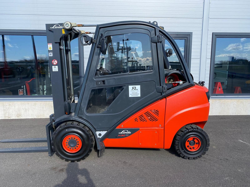 Linde H30T-02 EVO - رافعة شوكية تعمل بالغاز: صور 2 Linde H30T-02 EVO - رافعة شوكية تعمل بالغاز: صور 2