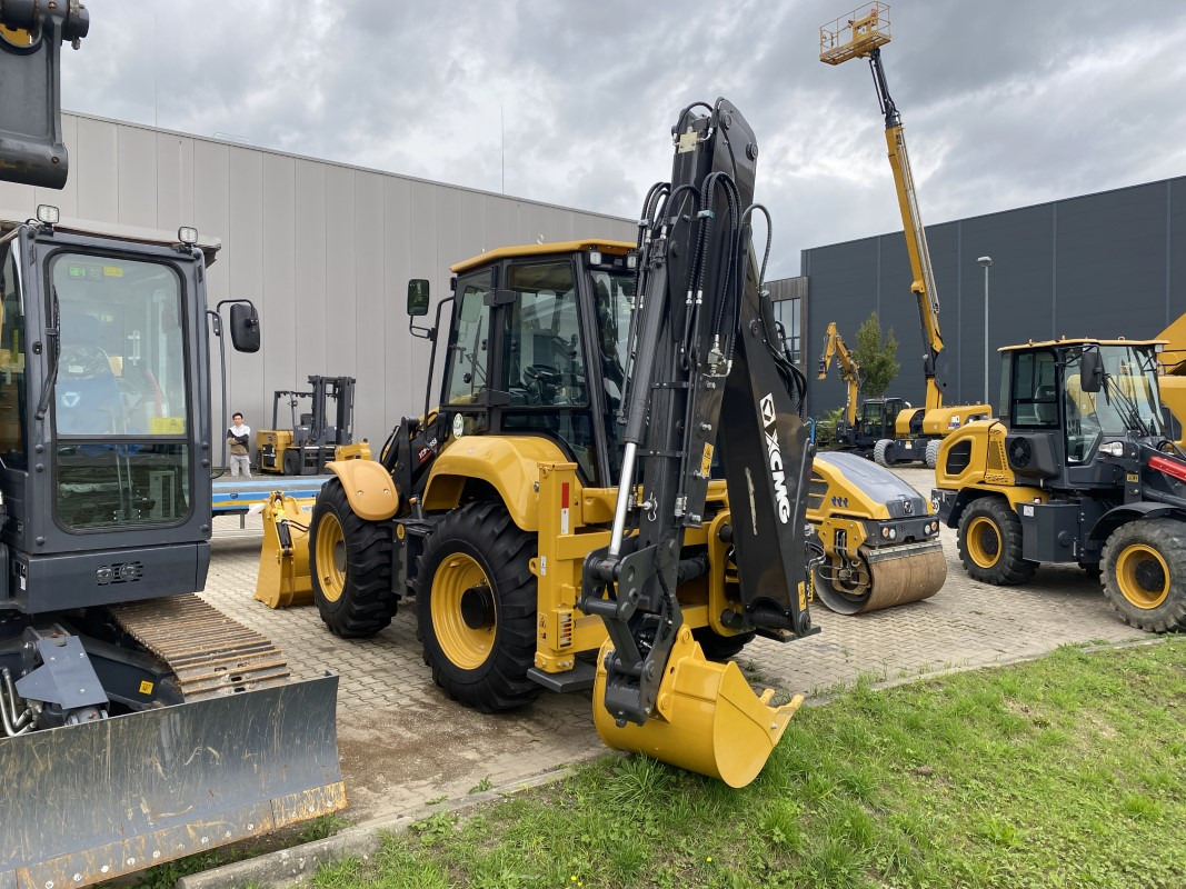 XCMG XC8-S3580 - حفار متعدد الاستخدام: صور 3 XCMG XC8-S3580 - حفار متعدد الاستخدام: صور 3