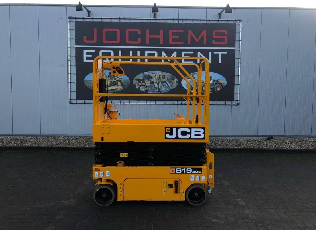 JCB S1930E - رافعات مقصية: صور 1 JCB S1930E - رافعات مقصية: صور 1