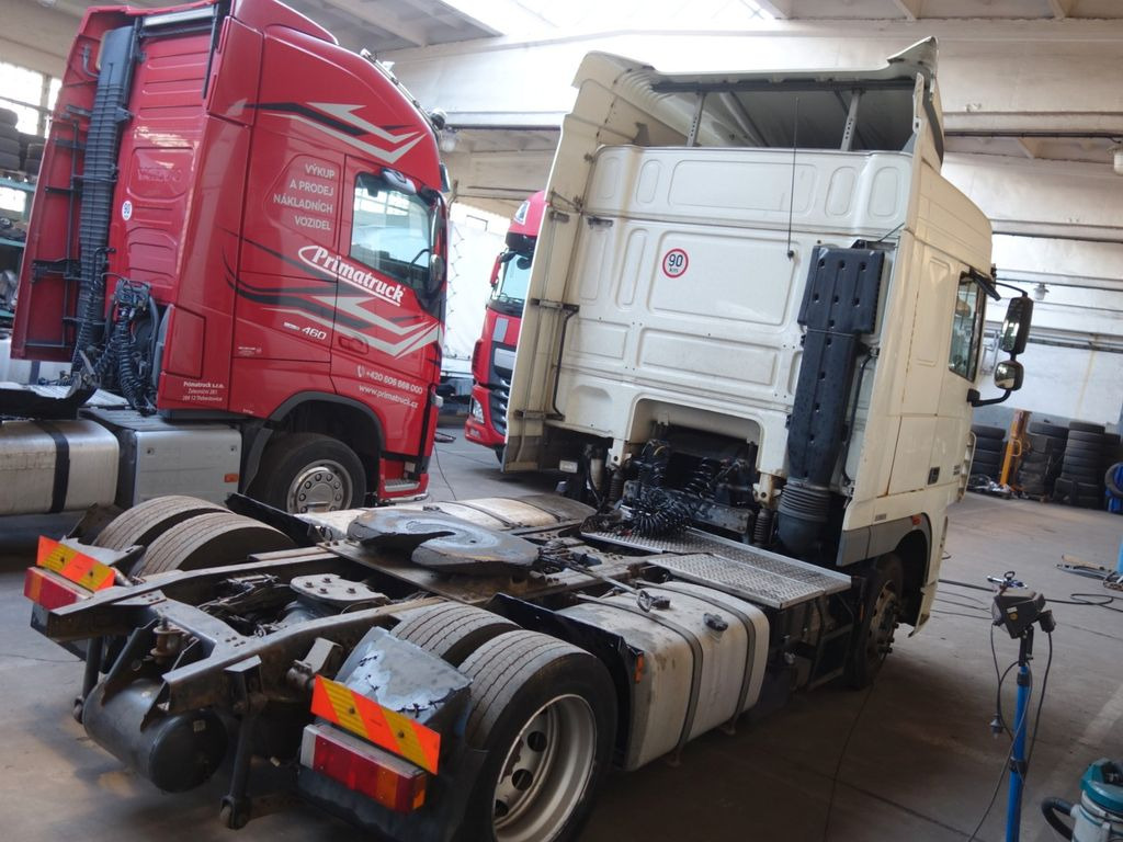 DAF XF 460 SC LD, Motorschaden - شاحنة جرار: صور 4 DAF XF 460 SC LD, Motorschaden - شاحنة جرار: صور 4