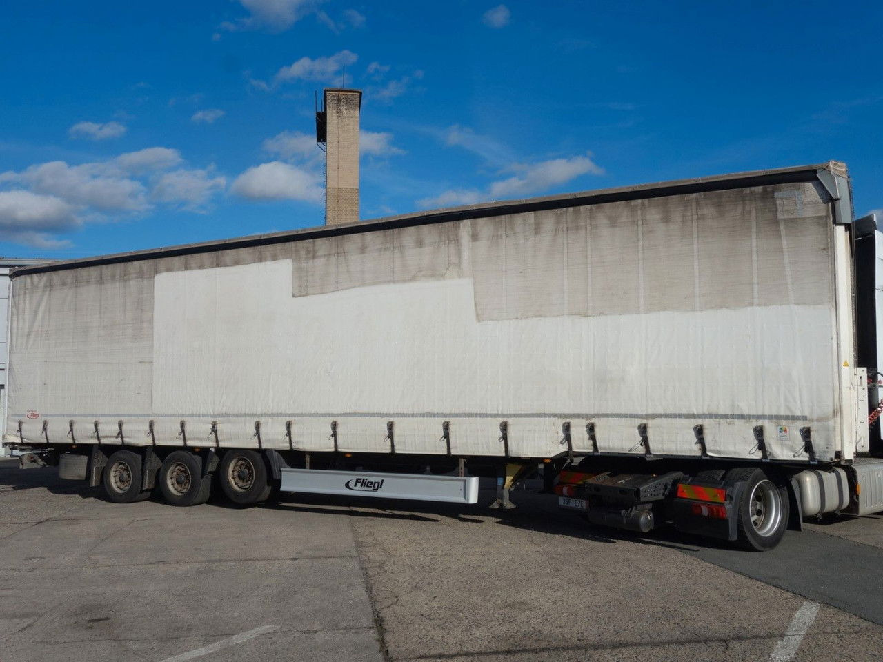 Fliegl SDS 01 Mega , 1xLichtachse - الخيمة نصف مقطورة: صور 5 Fliegl SDS 01 Mega , 1xLichtachse - الخيمة نصف مقطورة: صور 5