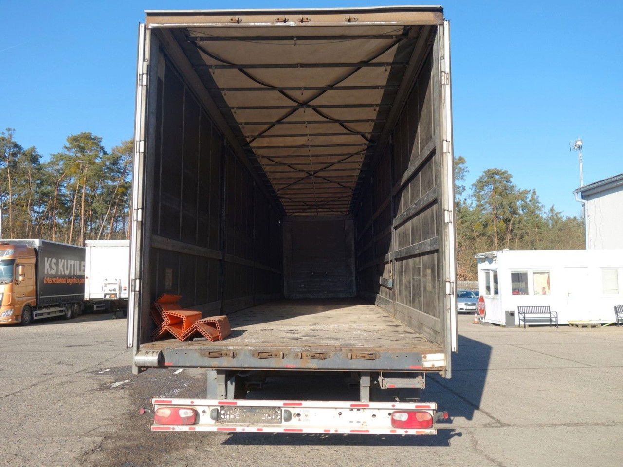 Fliegl SDS Standard, SAF Achsen - الخيمة نصف مقطورة: صور 5 Fliegl SDS Standard, SAF Achsen - الخيمة نصف مقطورة: صور 5